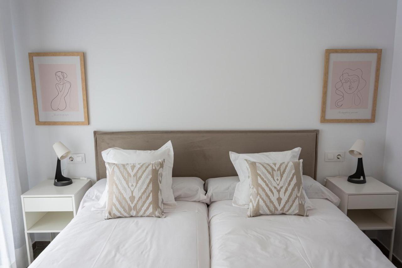 בנאלופ קסאס וייחאס Apartamentos El Mirador De La Janda מראה חיצוני תמונה